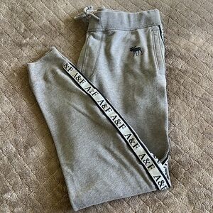 Abercrombie & Fitch Men’s Grey Joggers Size M